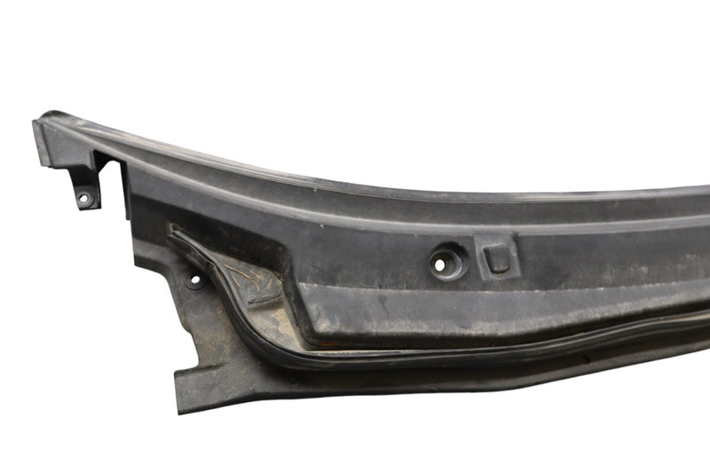 Load image into Gallery viewer, 07-11 Maserati Quattroporte M139 Under Windshield Cowl Panel Trim Cover Oem