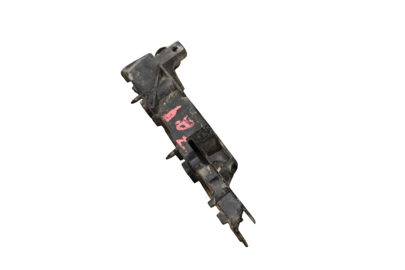 Load image into Gallery viewer, 12-18 Audi A6 A6 Quattro Front Left Side Bumper Retainer Guide Bracket Oem