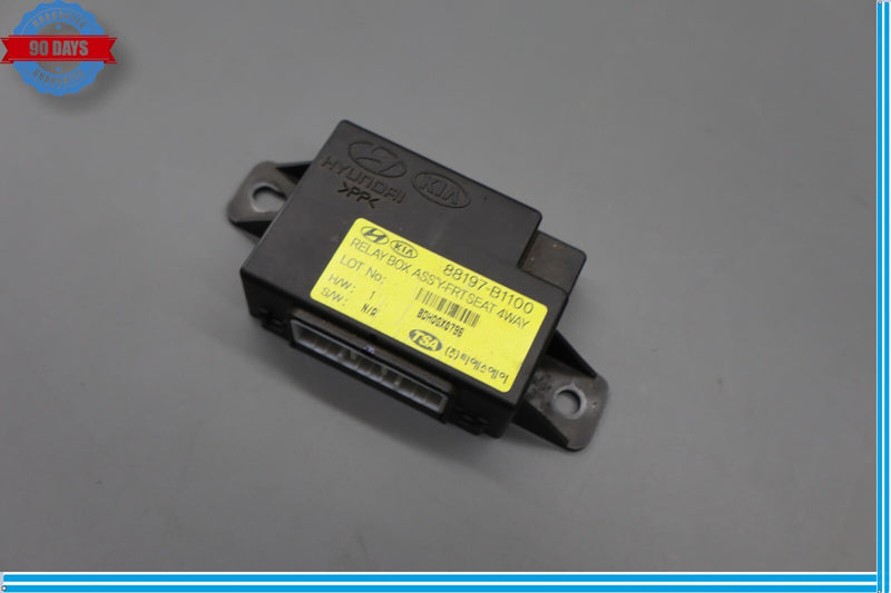 Load image into Gallery viewer, 15-20 Hyundai Genesis Right Passenger Side Seat 4way Relay Control Module Oem