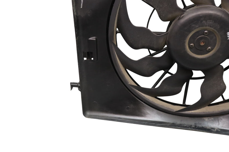 Load image into Gallery viewer, 09-16 Hyundai Equus Engine Motor Cooling Radiator Fan Assembly Oem