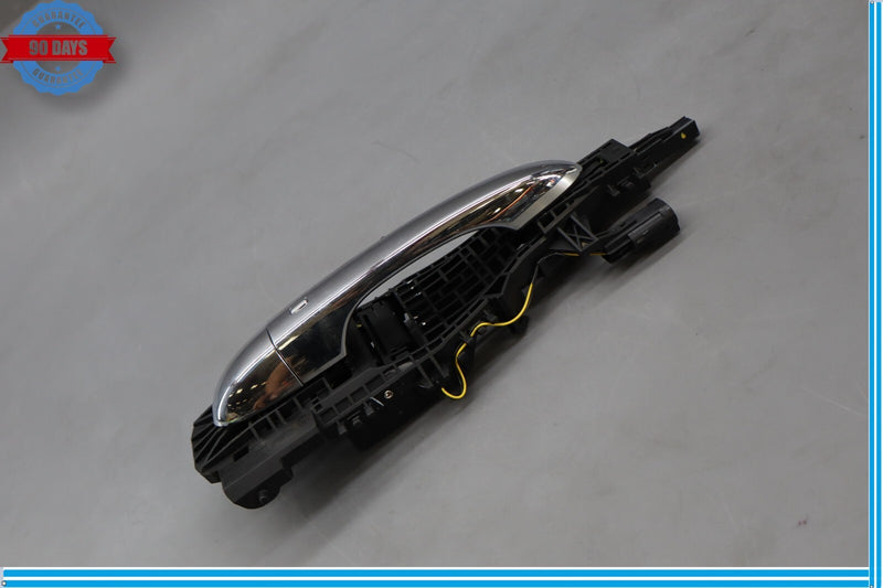 Load image into Gallery viewer, 14-17 Maserati Ghibli Front Right Passenger Side Exterior Door Handle Oem