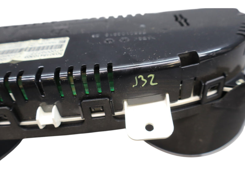 Load image into Gallery viewer, 14-19 Maserati Ghibli Dash Instrument Cluster Gauge Speedometer 670009777 Oem