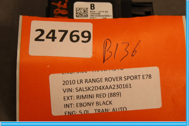 Load image into Gallery viewer, 10-13 Land Rover Range Rover Sport Front Left Side Door Handle Switch Oem