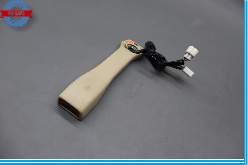 Load image into Gallery viewer, 07-12 Lexus LS460 LS460L Right Passenger Side Seat Belt Buckle Black Oem