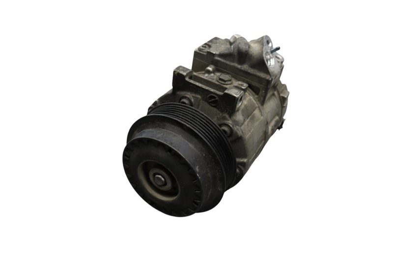 Load image into Gallery viewer, 12-15 Mercedes C250 SLK250 A/C Air Conditioning Compressor Pump 0022304511 Oem