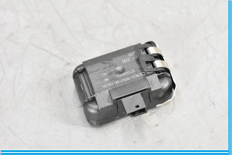 Load image into Gallery viewer, 09-15 Jaguar XJ XJL Front Windshield Rain Sensor Unit Module Unit ECU Oem