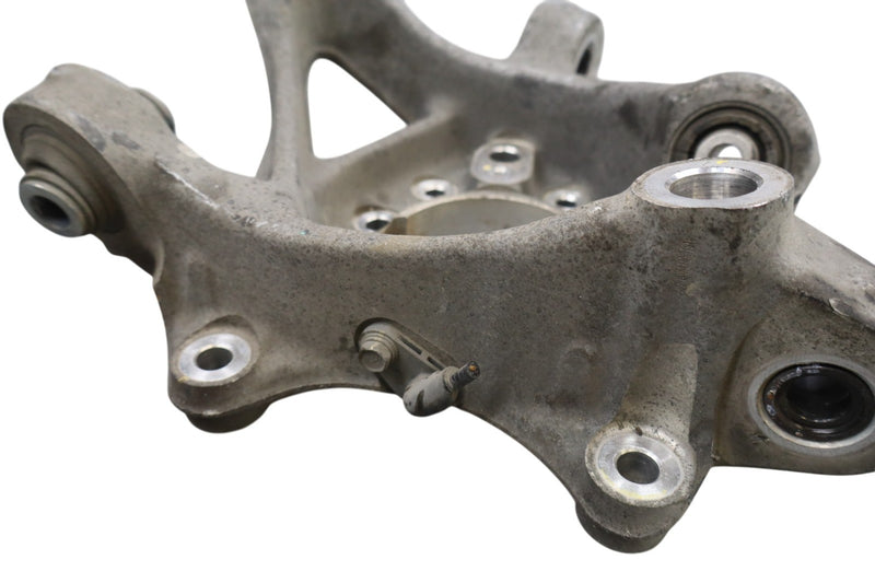 Load image into Gallery viewer, 15-20 Hyundai Genesis G80 Rear Right Passenger Steering Knuckle Axle Knuckle Oem