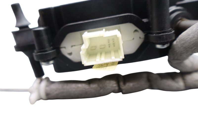 Load image into Gallery viewer, 10-17 BMW 535i 550i GT xDrive Rear Trunk Lid Soft Close Actuator Motor Oem