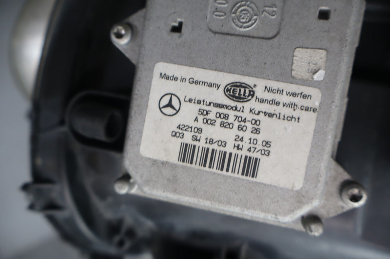 Load image into Gallery viewer, 06-10 Mercedes W251 R350 R320 Left Driver Side Headlight Lamp Xenon Oem