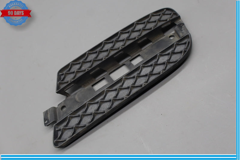 Load image into Gallery viewer, 07-12 Mercedes GL450 GL320 Right Side Fog Light Lamp Bumper Grille Grill Oem