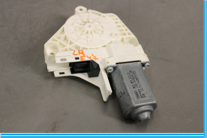 Load image into Gallery viewer, 11-18 Audi A8 Quattro Front Right Passenger Door Window Motor Unit 8k0959802 Oem