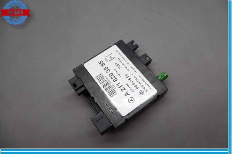 Load image into Gallery viewer, 03-11 Mercedes CLS550 E350 Keyless Go Entry Control Module 2118203985 Oem