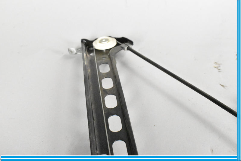 Load image into Gallery viewer, 06-11 Mercedes CLS550 CLS55 AMG W219 Rear Right Door Window Regulator Oem