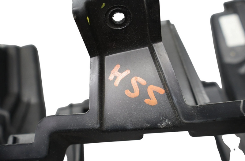 Load image into Gallery viewer, 15-20 Hyundai Genesis Front Dash Panel Center Lower Bezel Trim 84735B1000 Oem