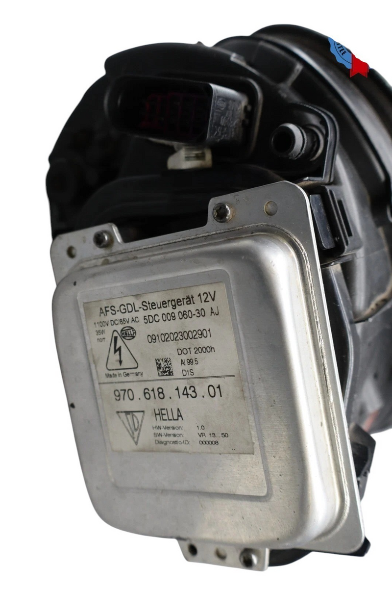 Load image into Gallery viewer, 10-13 Porsche Panamera 970 Front Left Driver Side Xenon Headlight Head Lamp OEM