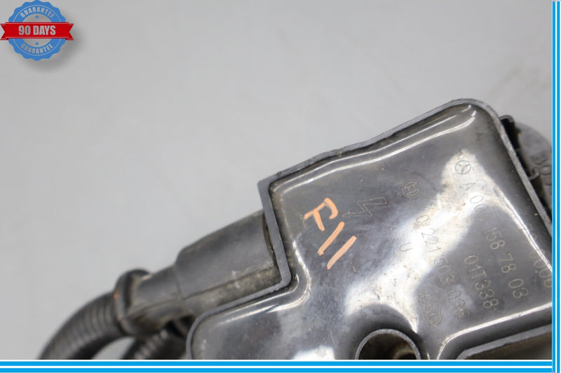 Load image into Gallery viewer, 03-06 Mercedes R230 SL500 Engine Ignition Coil Pack A0001587803 Oem