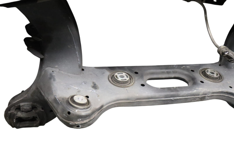 Load image into Gallery viewer, 10-18 Mercedes W212 E350 CLS400 CLS550 Rear Subframe Sub Frame Crossmember Oem