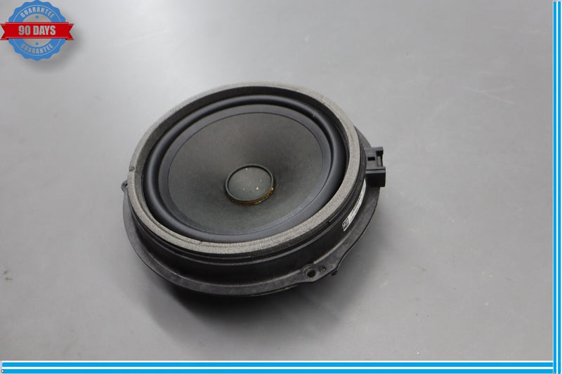 Load image into Gallery viewer, 10-19 Jaguar XJ XJL X351 Rear Right or Left Side Door Bass Sound Speaker Oem