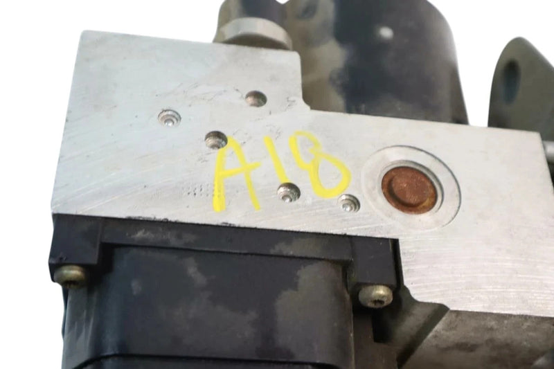 Load image into Gallery viewer, 00-03 Mercedes W210 E320 4MATIC CLK430 CLK320 ABS Anti Lock Brake Pump OEM