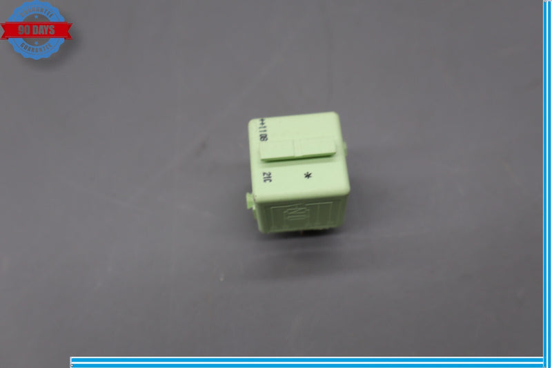 Load image into Gallery viewer, 09-15 BMW 740i 750Li Xdrive Relay Control Module Unit 8373700 Oem