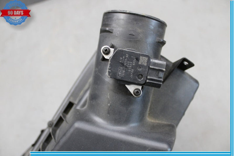 Load image into Gallery viewer, 10-12 Land Range Rover Left Side Air Intake Cleaner Filter Box Housing Oem