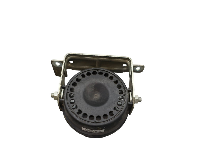 Load image into Gallery viewer, 14-17 Maserati Ghibli M157 Horn Alarm Siren Module Unit 6700017230 Oem