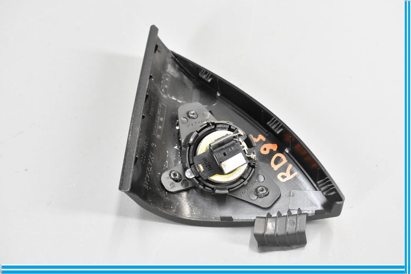 Load image into Gallery viewer, 12-14 Mercedes W204 C250 C350 Front Right Passenger Door Tweeter Speaker Oem