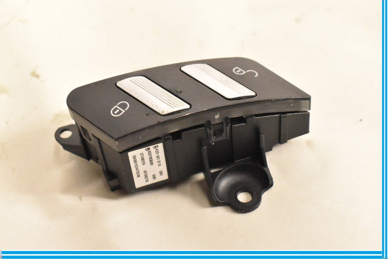 Load image into Gallery viewer, 07-14 Mercedes S400 S550 W221 Front Right Passenger Door Lock Unlock Switch Oem