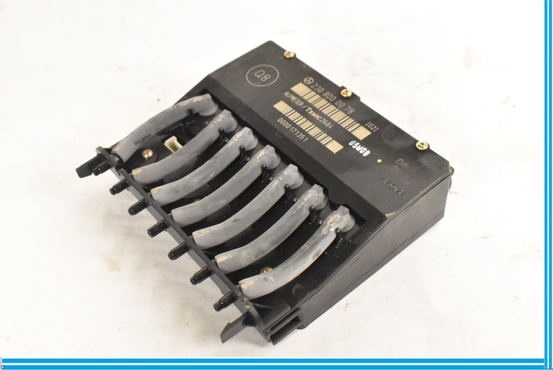 Load image into Gallery viewer, 03-06 Mercedes SL500 SL600 R230 Front Right Passenger Seat Valve Block Oem