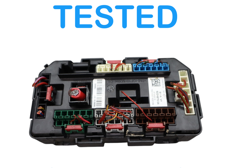 Load image into Gallery viewer, 12-15 BMW F30 328i 320i Front Engine Bay Fuse Relay Box Module Unit Oem
