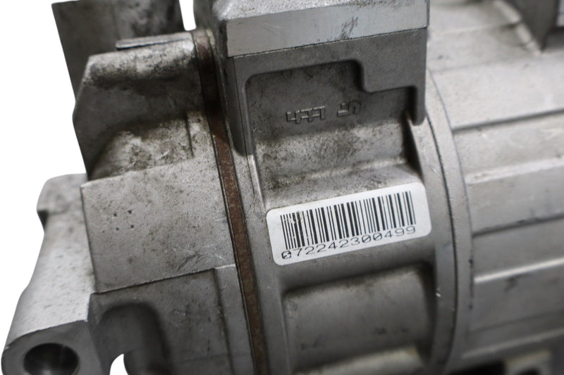 Load image into Gallery viewer, 12-15 Mercedes W204 C250 SLK250 A/C Air Conditioning Compressor 0022304511 Oem