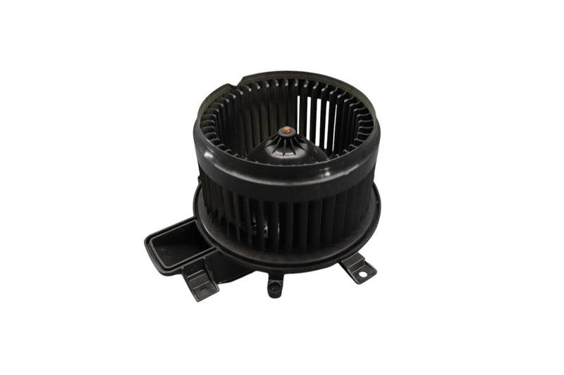 Load image into Gallery viewer, 14-19 Maserati Ghibli HVAC A/C Heater Blower Motor Fan 0701132570 Oem
