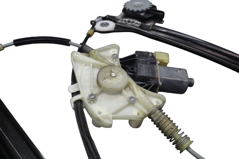 Load image into Gallery viewer, 14-22 Maserati Ghibli M157 Rear Right Side Door Window Regulator W/ Motor Oem