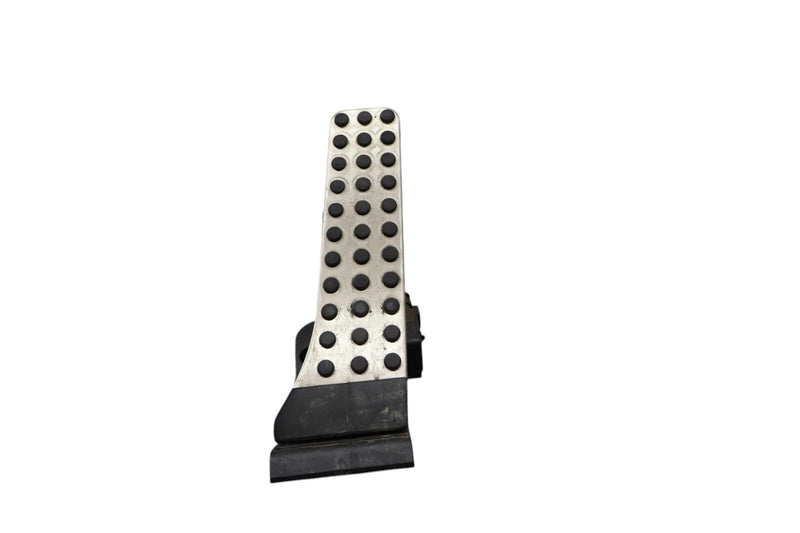 Load image into Gallery viewer, 08-20 Mercedes W212 E550 CLS550 Gas Throttle Pedal Accelerator A2043001204 Oem
