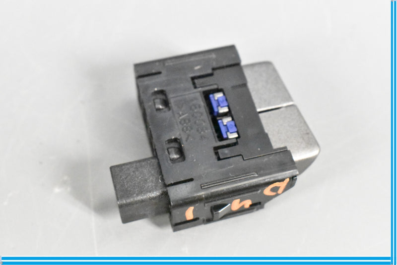 Load image into Gallery viewer, LEXUS LS460 XF40 INSTRUMENT CLUSTER TRIP RESET SWITCH BUTTON OEM 2007 - 2012