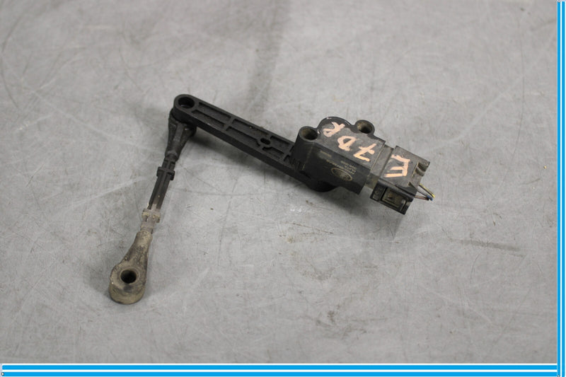 Load image into Gallery viewer, 10-13 Land Rover Range Rover Sport Rear Right Passenger Height Level Sensor Oem
