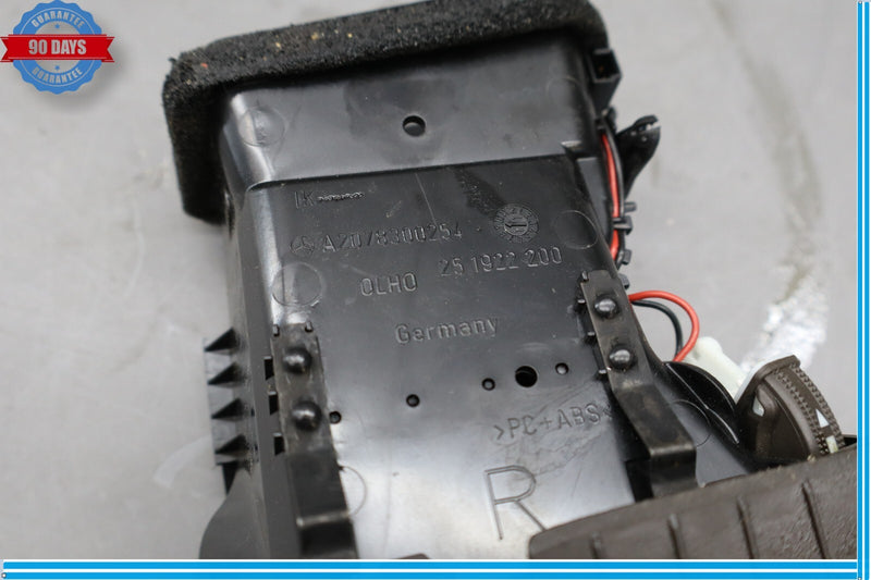 Load image into Gallery viewer, 10-13 Mercedes W207 E350 E550 Front Right Side Dashboard AC A/C Air Vent Oem