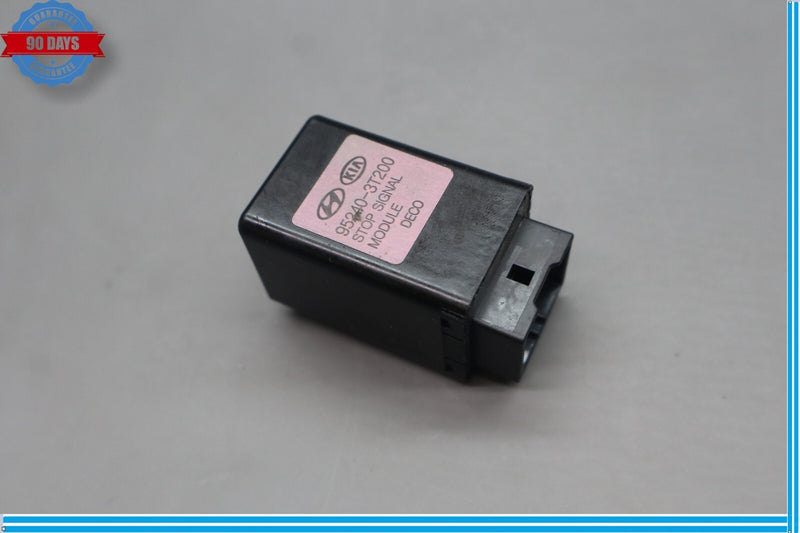 Load image into Gallery viewer, 15-19 Hyundai Genesis G80 Stop Signal Module Relay 952403T200 Oem
