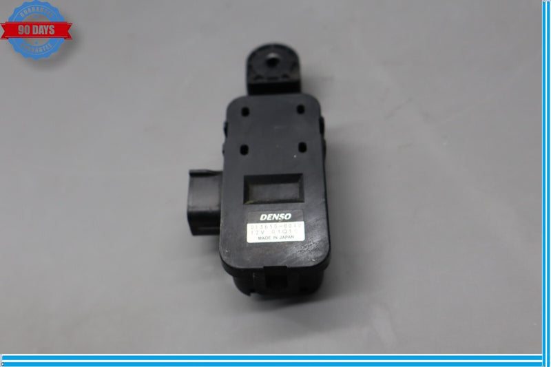 Load image into Gallery viewer, 14-17 Jaguar X152 F-Type Smog Emission Control Module Sensor W/o Bracket Oem