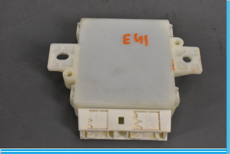 Load image into Gallery viewer, 12-14 Mercedes CLS550 W218 Park Assist Parktronic Sensor Module Control Oem