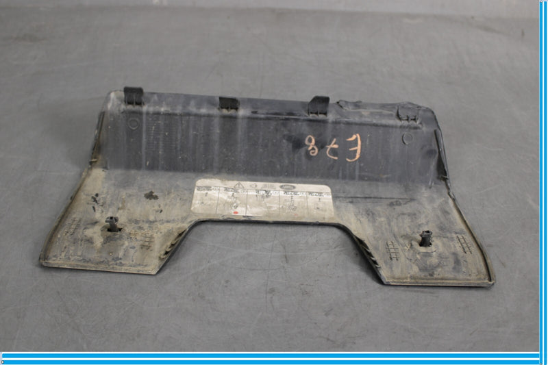 Load image into Gallery viewer, 10-13 Land Rover Range Rover Sport Rear Bumper Hitch Cover Oem
