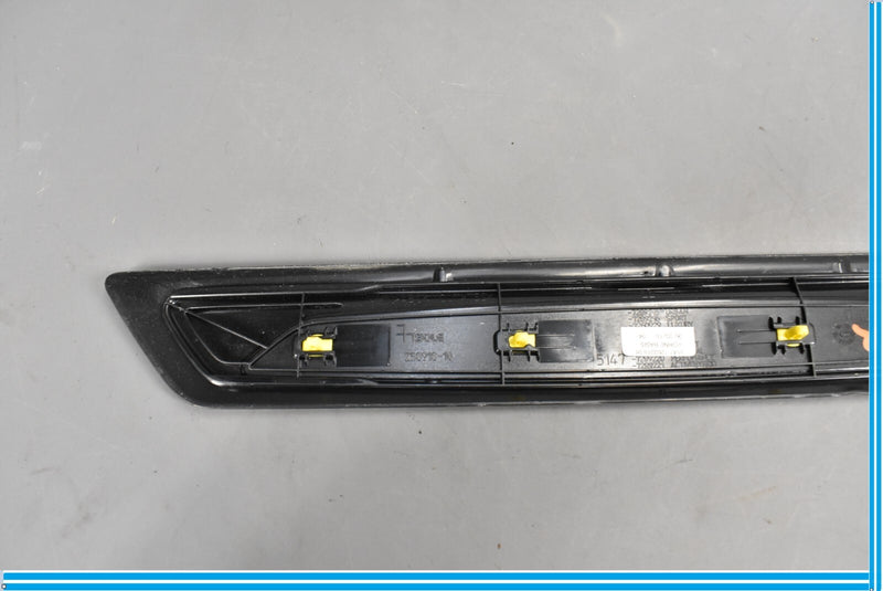 Load image into Gallery viewer, 12-18 BMW 320i 328i 428i F30 Front Right Door Sill Step Scuff Plate 7263315 Oem