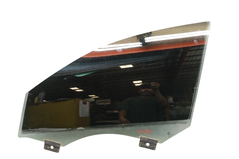 Load image into Gallery viewer, 11-18 Audi A8 A8L Quattro Front Left Driver Side Door Window Auto Glass Oem