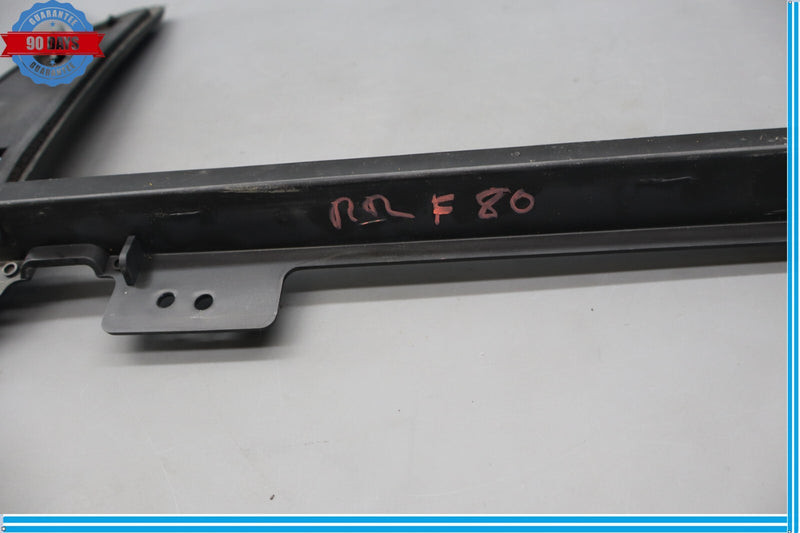 Load image into Gallery viewer, 07-17 GMC Acadia Demali Rear Right Passenger Side Inner Corner Glass Cap Oem