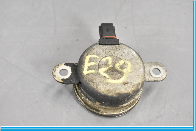 Load image into Gallery viewer, 10-20 Jaguar XJ XJL Land Range Rover Timing Control Valve 8W936M280AD Oem