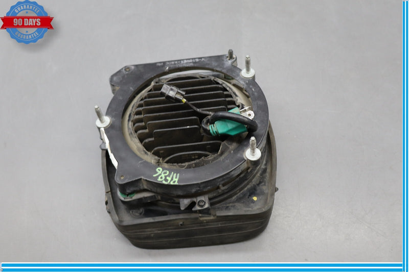 Load image into Gallery viewer, 03-09 Hummer H2 Front Right Passenger Side Headlight Head Light Lamp Oem