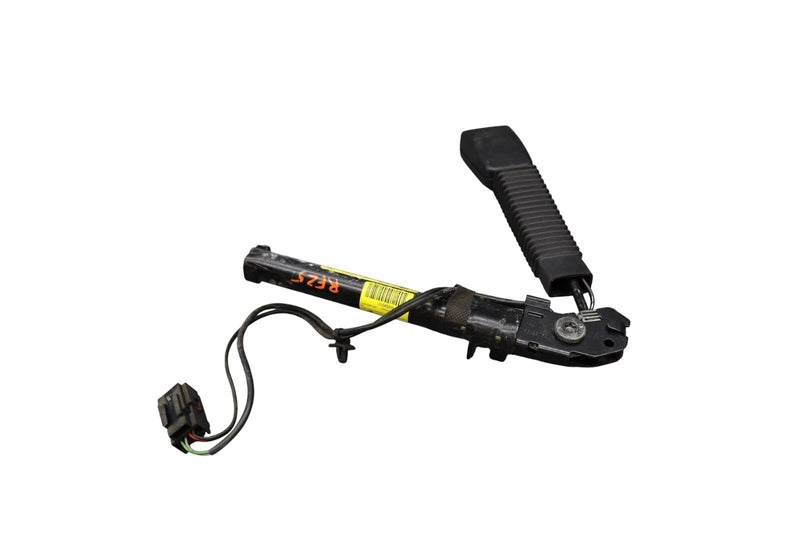 Load image into Gallery viewer, 10-19 Jaguar XF XFR XJ XJL Front Right Passenger Seat Belt Seatbelt Buckle Oem