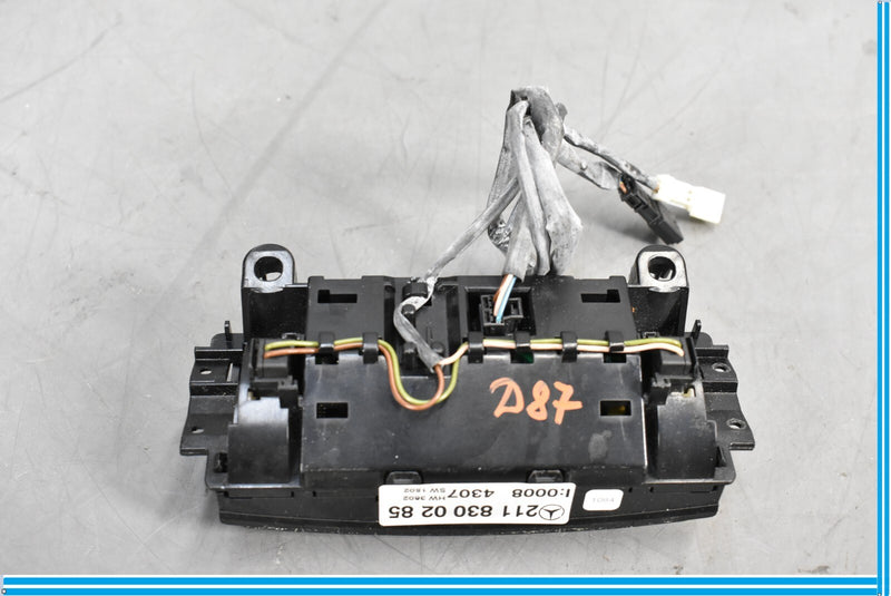 Load image into Gallery viewer, 03-09 Mercedes CLS550 E550 W219 Rear AC Climate Control Switch Vent Trim Oem