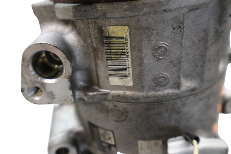Load image into Gallery viewer, 17-20 ALFA Romeo Giulia A/C AC Air Conditioning Compressor & Clutch Oem