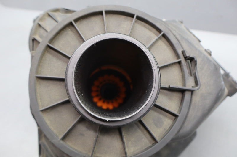 Load image into Gallery viewer, 12-18 Audi A7 A6 Quattro Engine Air Intake Cleaner Filter Box 4G0133836R Oem